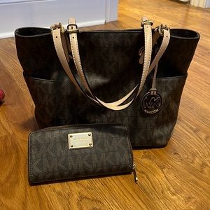 Michael Kors handbag
